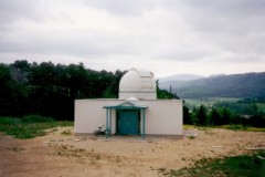 batiment-front_1996-05-01